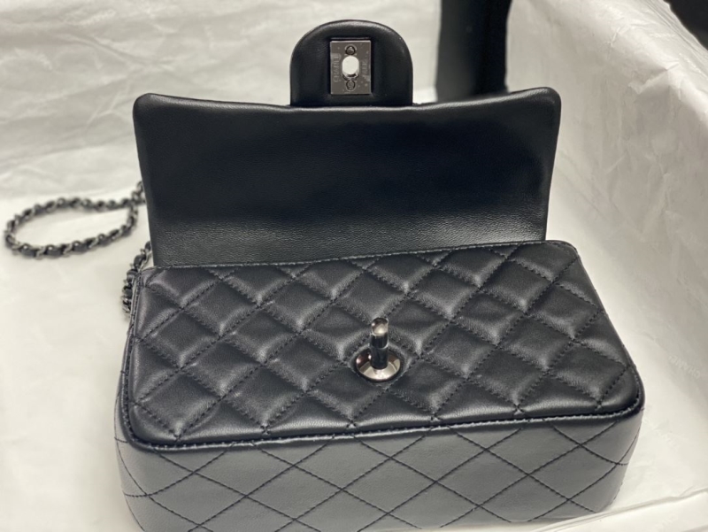 Ch**el cf series bags